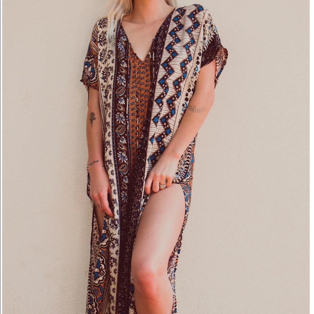 BRAND NEW NOVELLA ROYALE CAFTAN P/S